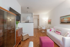 Living area - BnButler - Verona 12 (Milan)