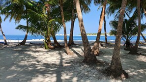 View from property - Fehi Velaa Stay (Dhonfanu)