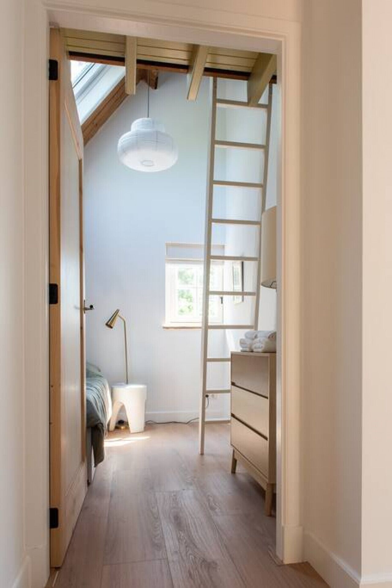 4 Schlafzimmer, Schreibtisch, Bügeleisen/Bügelbrett, kostenloses WLAN