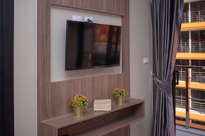 1 bilik tidur, seterika/papan seterika, Wi-fi percuma 