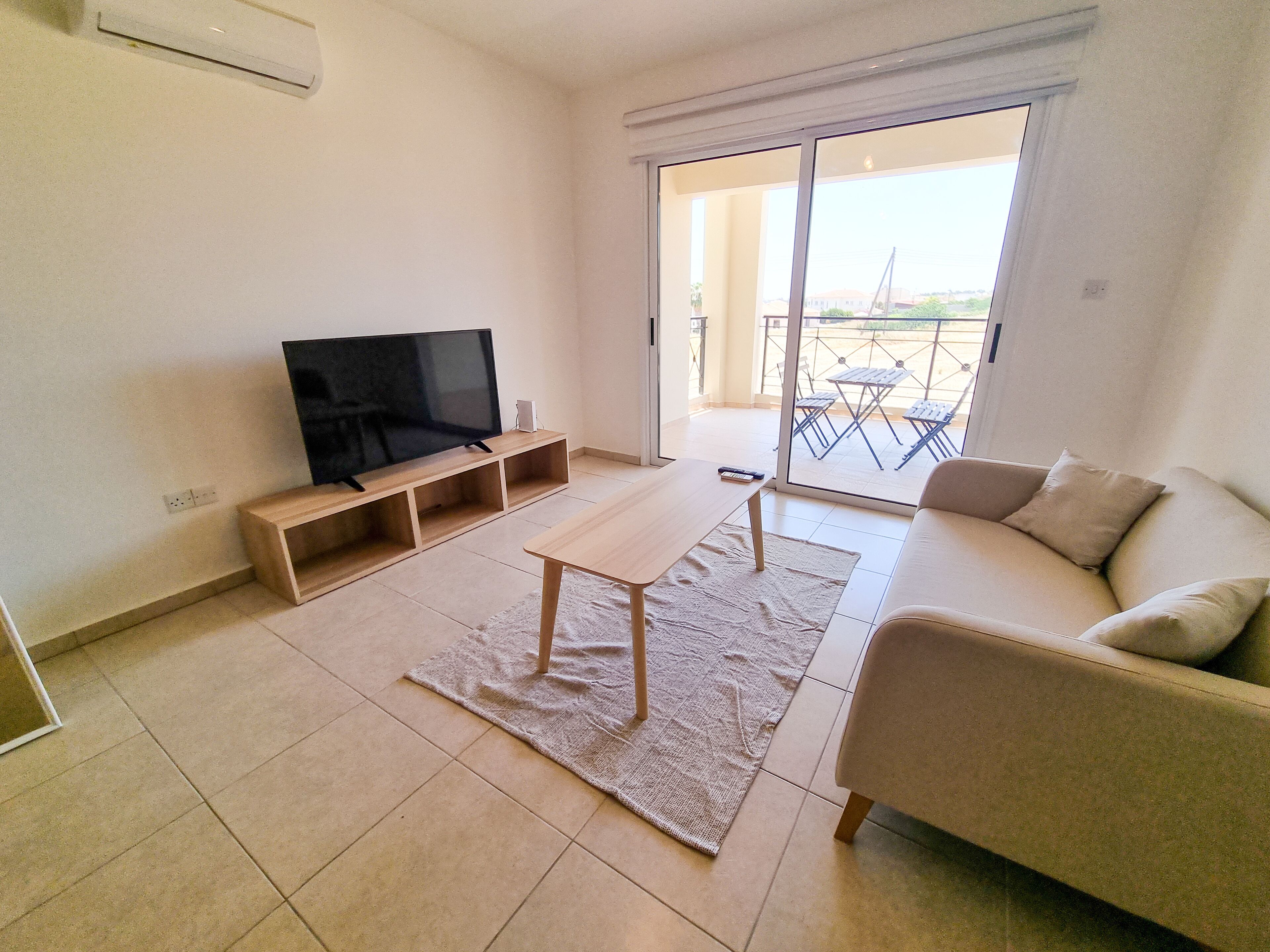 Comfort Apartment, 2 Bedrooms | Living area