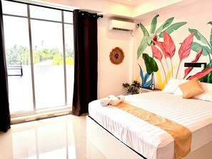 Minibar, individually decorated, desk, blackout curtains - Sands Garden Hotel (Thoddoo)