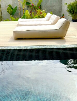 Indoor pool - Sands Garden Hotel (Thoddoo)