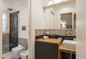 Een douche, een bidet