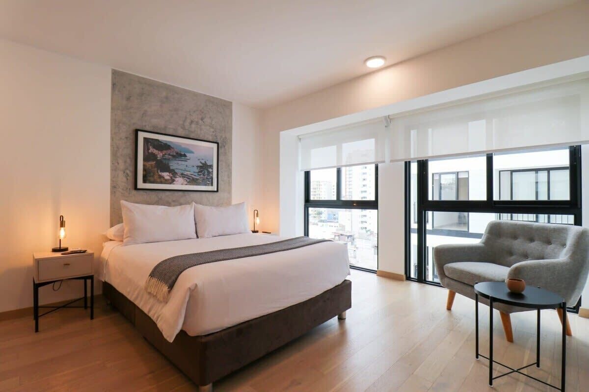 1 bedroom, desk, iron/ironing board, WiFi