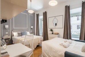 2 bedrooms, WiFi, bed sheets - The Best Rent - Spacious apartment near Colosseum (Roma)