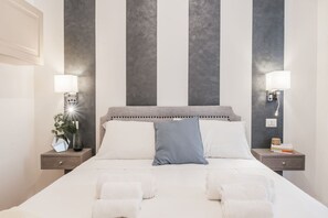 3 bedrooms - The Best Rent - Three-beroom flat near Colosseum (Roma)