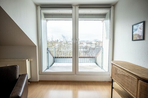 Tolle Aussicht mit super Anbindung | Parkplatz