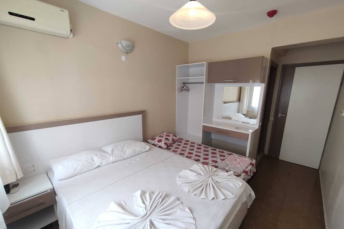 Espace de travail pour ordinateur portable, chambres insonorisées