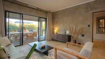 Älytelevisio, takka, kirjoja, stereot