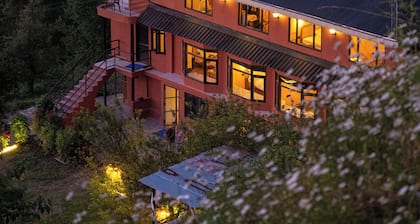 MINIMALIST An Eco Farmstay