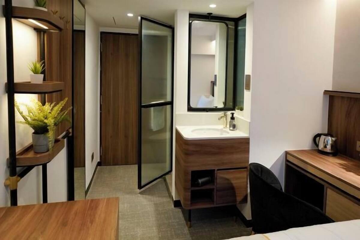 In-room safe, desk, laptop workspace, iron/ironing board (on request)
