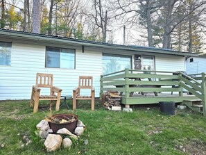 Exterior - Mazinaw Lakeside RV Park & Campground (Addington Highlands)