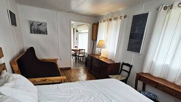 Standard Cabin