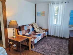 Design Cabin | Living area - Mazinaw Lakeside RV Park & Campground (Addington Highlands)