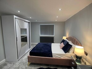 4 chambres, accès au Wi-Fi (inclus)