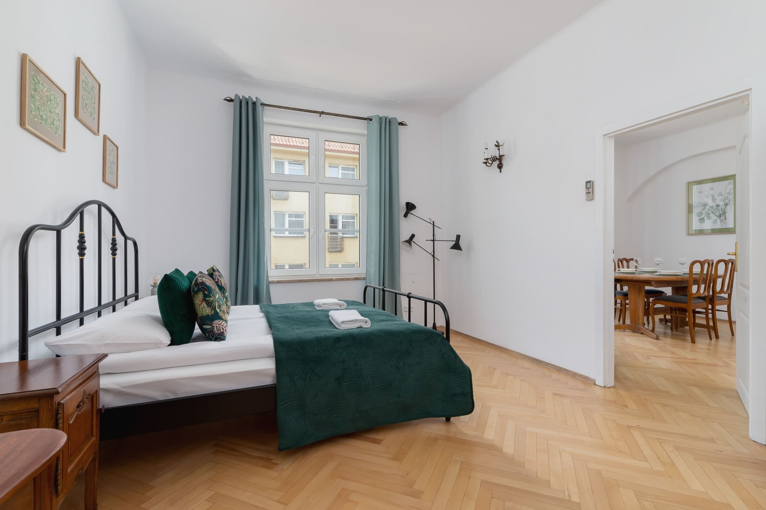 2 Schlafzimmer, Bügeleisen/Bügelbrett, WLAN, Bettwäsche