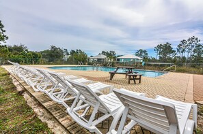 House, 3 Bedrooms, Accessible, Balcony | Pool