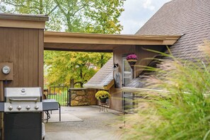 Terrace/patio - The Artist’s A-Frame (Madison)