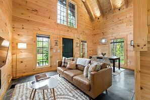 TV, fireplace - Cabin on the Ridge: The Sequel (Madison)