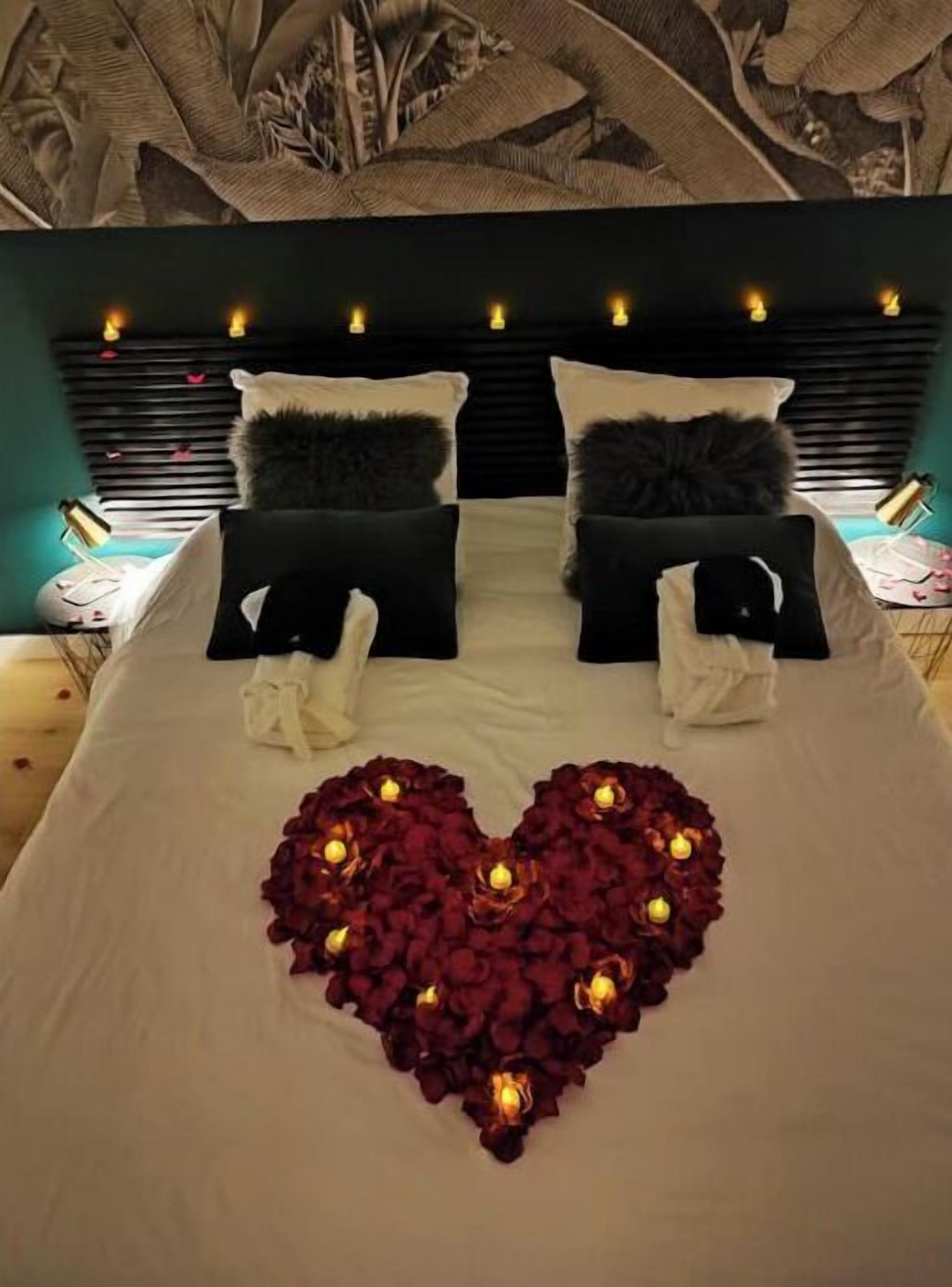 2 slaapkamers, een strijkplank/strijkijzer, wifi, beddengoed