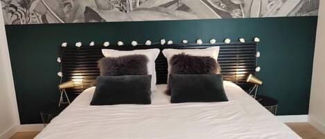 2 habitaciones, tabla de planchar con plancha, wifi y ropa de cama