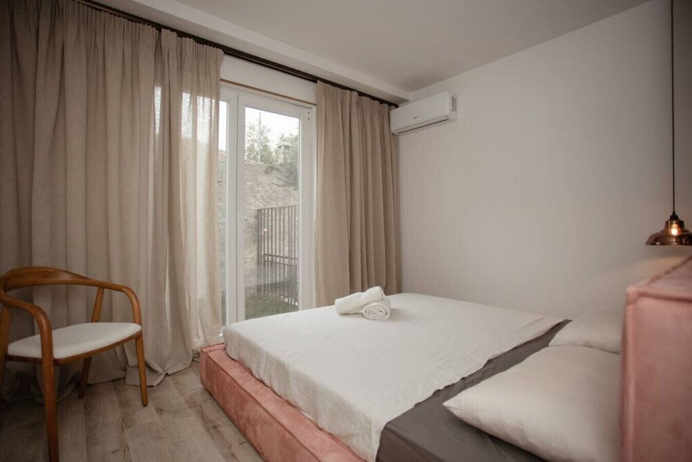 The Luxury Garden Apartment Shkoder Vrbo