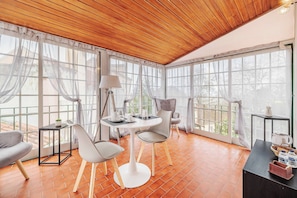 Televisión de pantalla plana