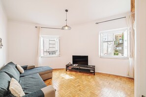 Televisión de pantalla plana