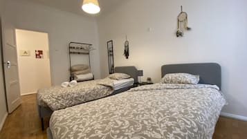 Basic-Zimmer, 2 Einzelbetten, Stadtblick