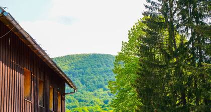 Mountain lodge Bijele stijene (Planinarski dom)