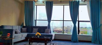Luxury Apartment Near Airport