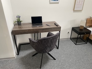 Business Single Room, Private Bathroom | Interior - Hotel am Bahnhof Ditzingen (Ditzingen)