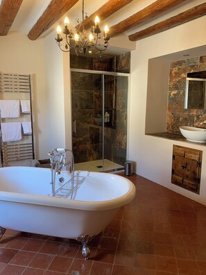 Superior Double Room | Bathroom - Casa Lascorz (Ainsa)
