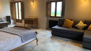Chambre Double Supérieure | Literie hypoallergénique, Wi-Fi gratuit, décoration personnalisée