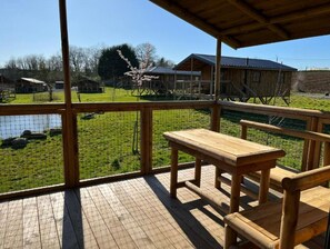 Outdoor dining - Lodge Duo Bain (Écaussinnes)