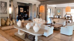 Unclassified image, 4 of 146, button - Villa Singulière By Louhou Collection (Marrakech)