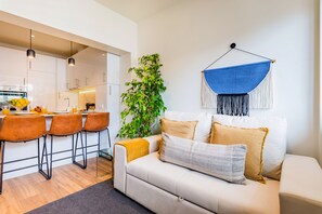 Living area - Cascais Modern & Quiet Retreat (Cascais)