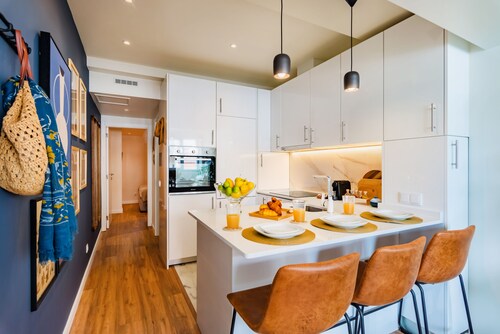 Cascais Modern & Quiet Retreat