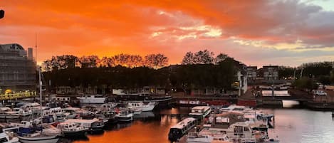 Basic Apartment, Multiple Beds | Marina