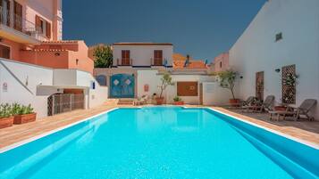 Apartment, Mehrere Schlafzimmer, Balkon | Pool