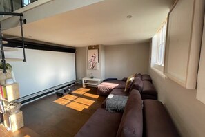 Basic Apartment, 1 Double Bed | Interior