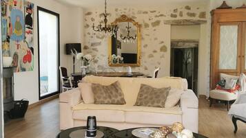 Smart-tv en een stereo