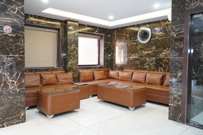 Khu tiếp khách ở sảnh