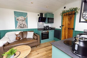 1 chambre, literie de qualité supérieure, fer et planche à repasser
