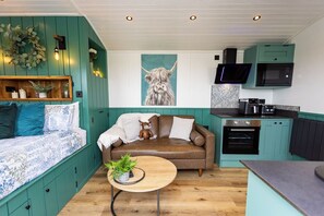 1 slaapkamer, luxe beddengoed, een strijkplank/strijkijzer, beddengoed