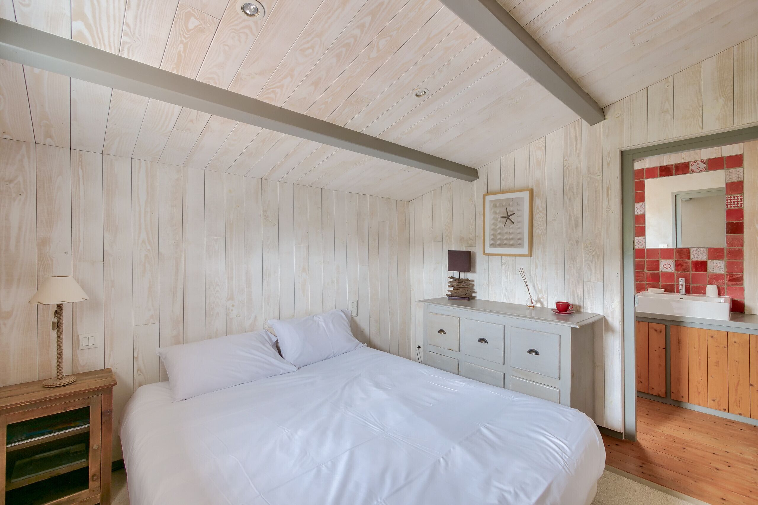 5 bedrooms, free WiFi