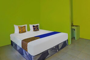Habitación económica doble | Escritorio, espacio para trabajar con un portátil, wifi gratis