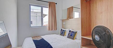 Habitación económica doble | Escritorio, espacio para trabajar con un portátil, wifi gratis