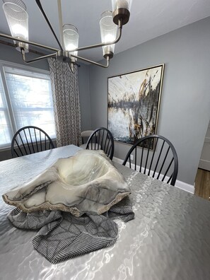 Dining - The Warm & Inviting Place (Sioux Falls)